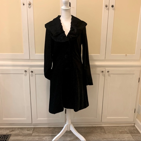 3 Sisters Jackets & Blazers - 3 Sisters 100% polyester black coat